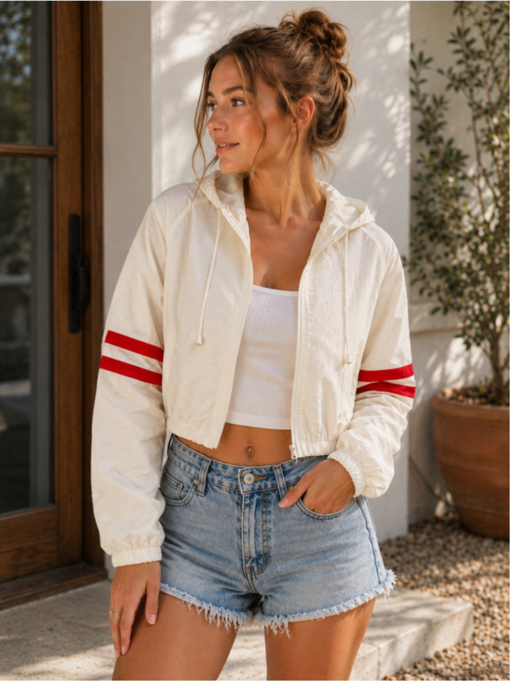 J. Galt Shanghai Women's White Cropped Zip-Up Windbreaker - Size S - INV406